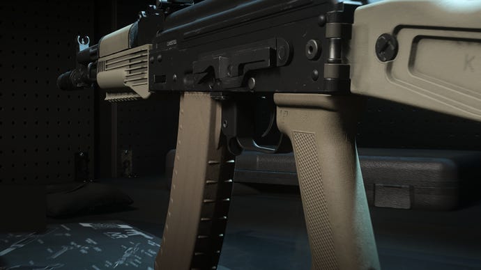A close-up of the Kastov 545 Assault Rifle in the Modern Warfare 2 Gunsmith screen.